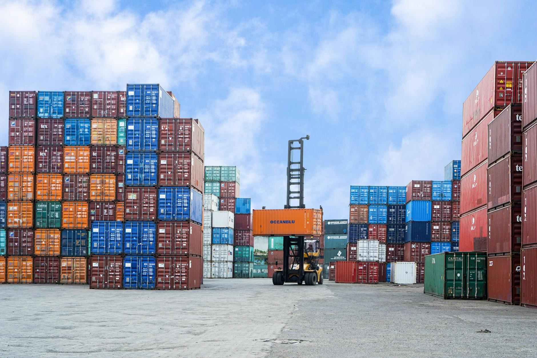Fungsi Container Bekas untuk Bisnis